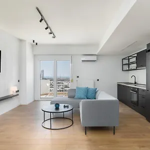 Daire Celine By Halu!, Spacious Next To Business Hub, Selanik