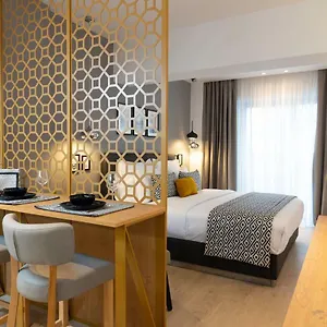 https://apt-f-b-collection-seaview-minilux.hotelschalkidiki.net